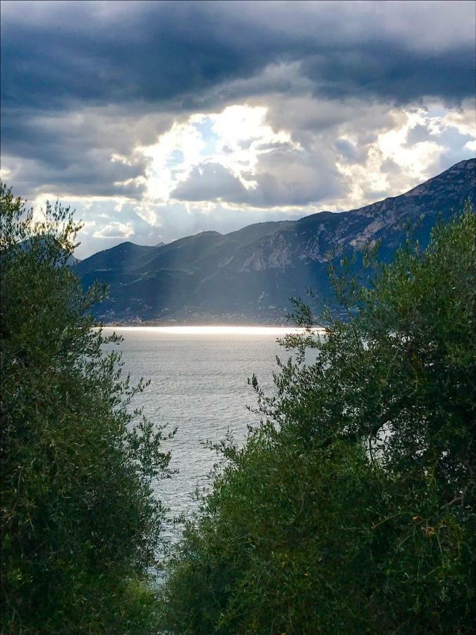Appartamento Anna Brenzone sul Garda Εξωτερικό φωτογραφία